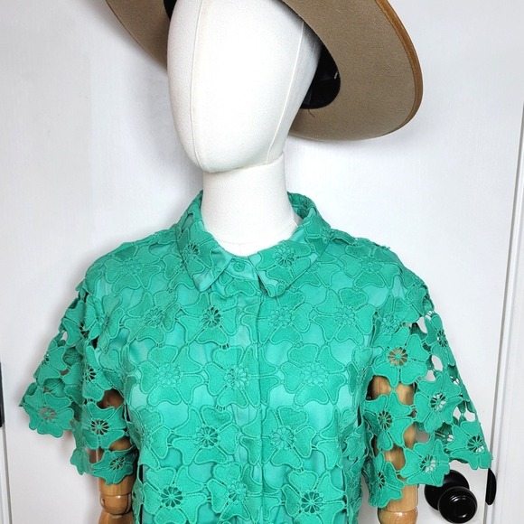Umgee Green Floral Eyelet Lace Button Front Collared Shift Dress Boho Chic M - Picture 3 of 9